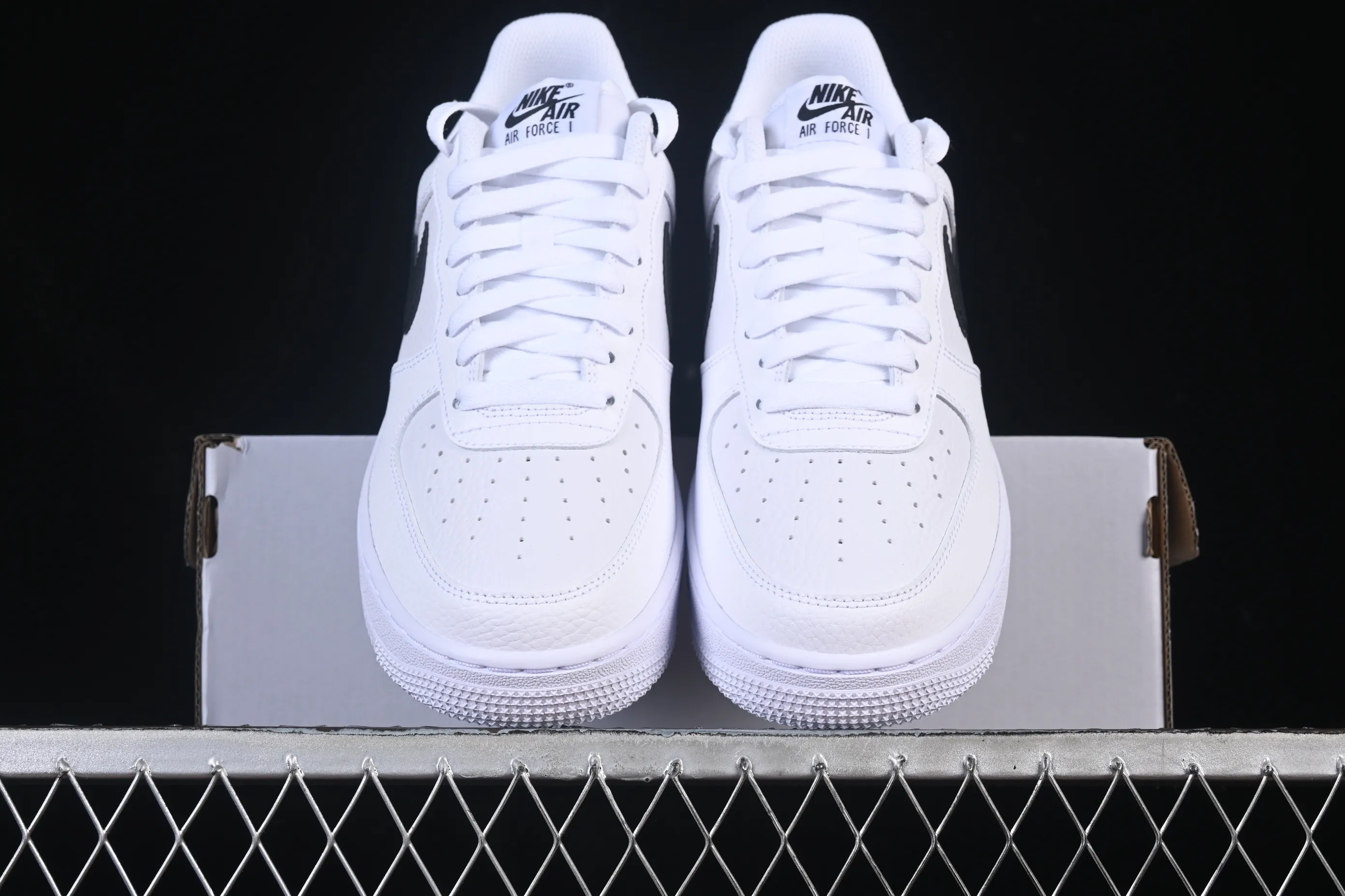 All categories Nk Air Force 1 Air Force series Nk Air Force 1 Low Air Force low-top GX foreign trade version Nike Air Force 1'07 Low Air Force 1 low-top casual sneakers CT2302-100
